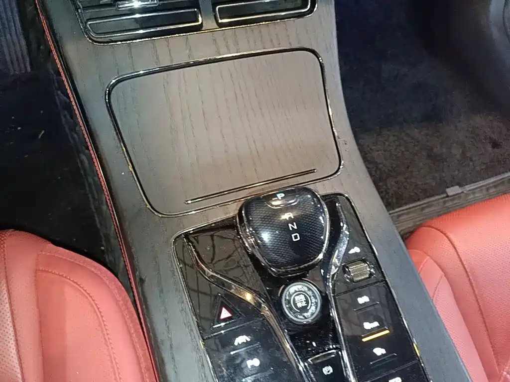 BYD Han — миниатюра 14