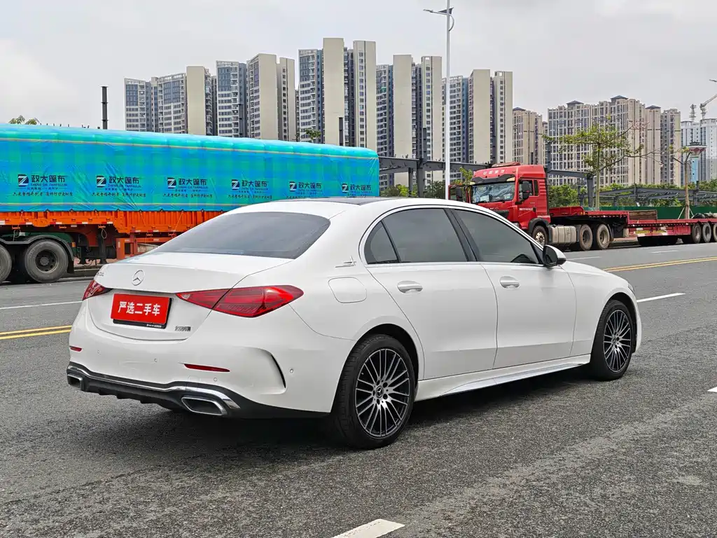 Mercedes-Benz C-Class — миниатюра 9