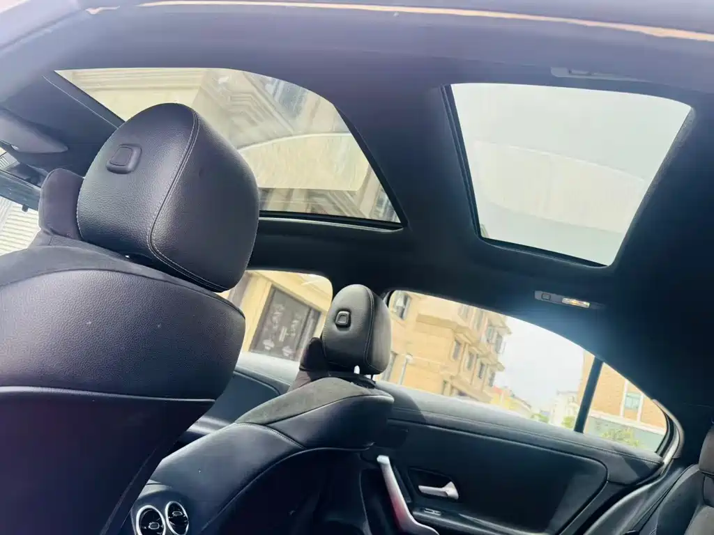 Mercedes-Benz A-Class — миниатюра 6
