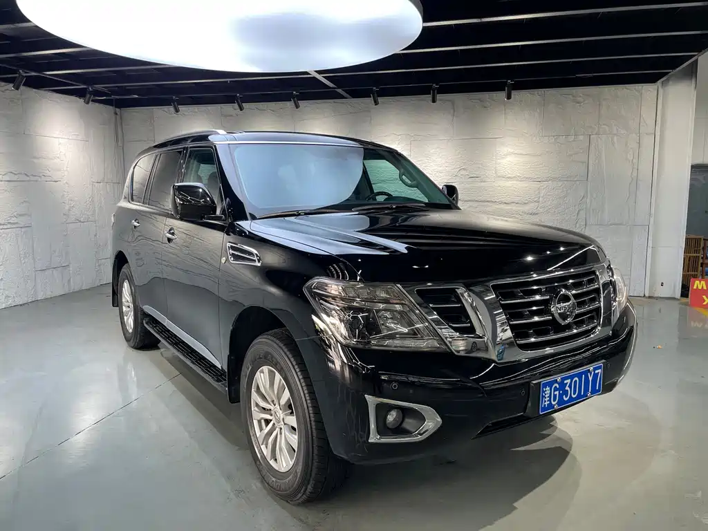 Nissan Patrol — миниатюра 3