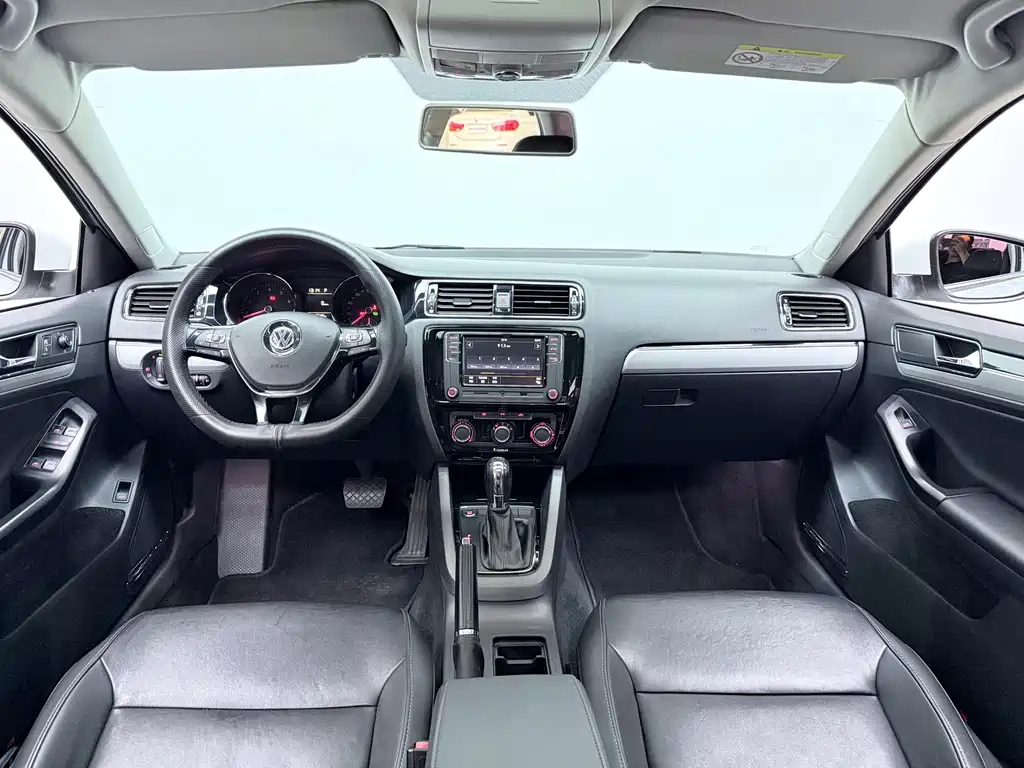 Volkswagen Sagitar — миниатюра 10