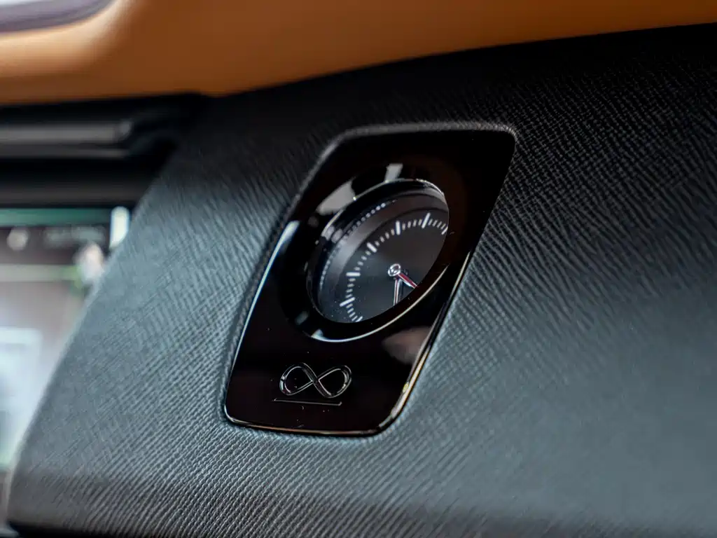 Rolls-Royce Cullinan — миниатюра 28