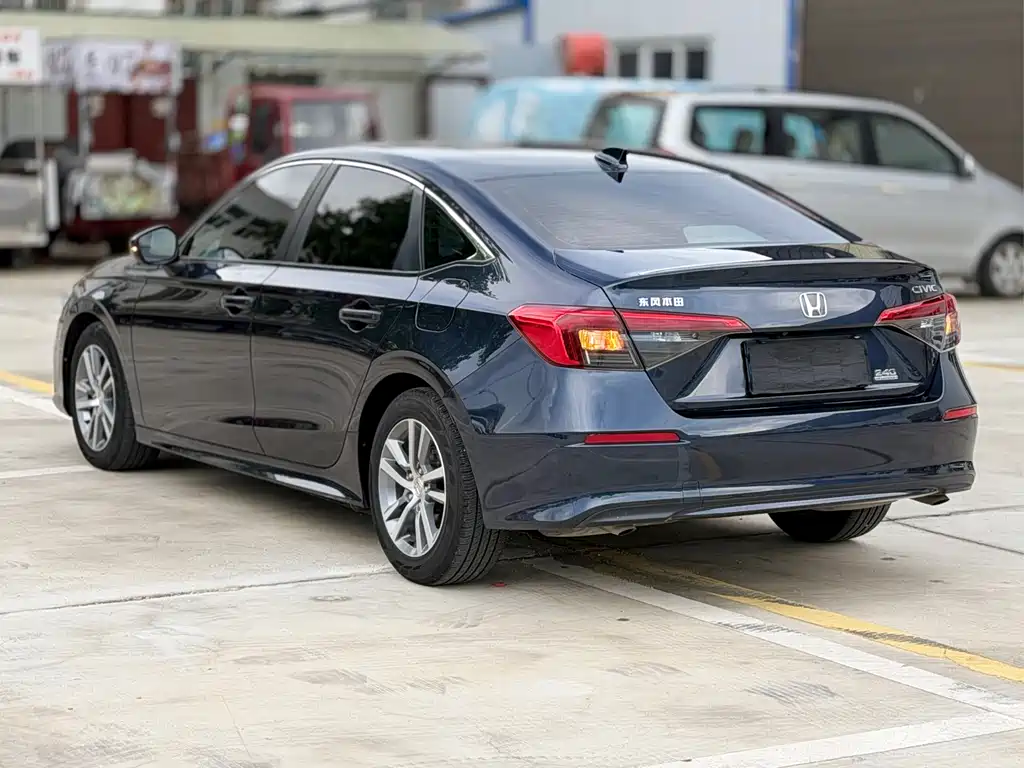 Honda Civic 2022 240TURBO CVT