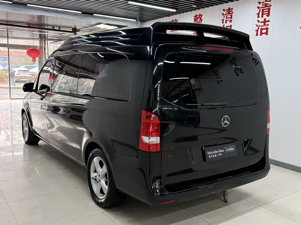 MERCEDES-BENZ VITO