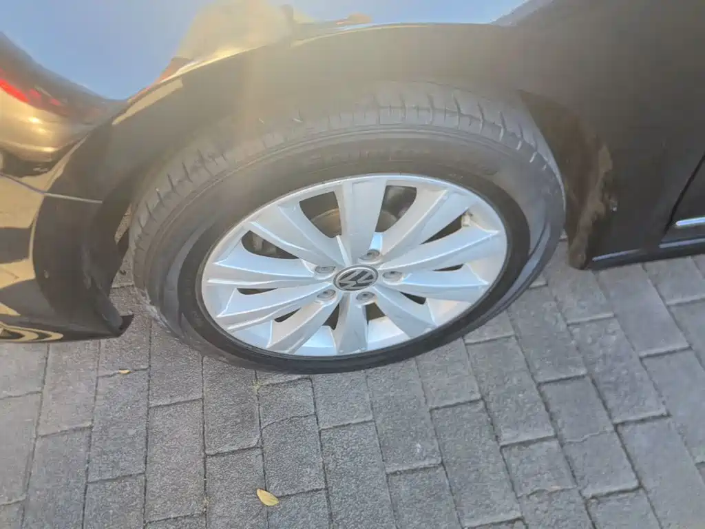 Volkswagen Sagitar — миниатюра 23