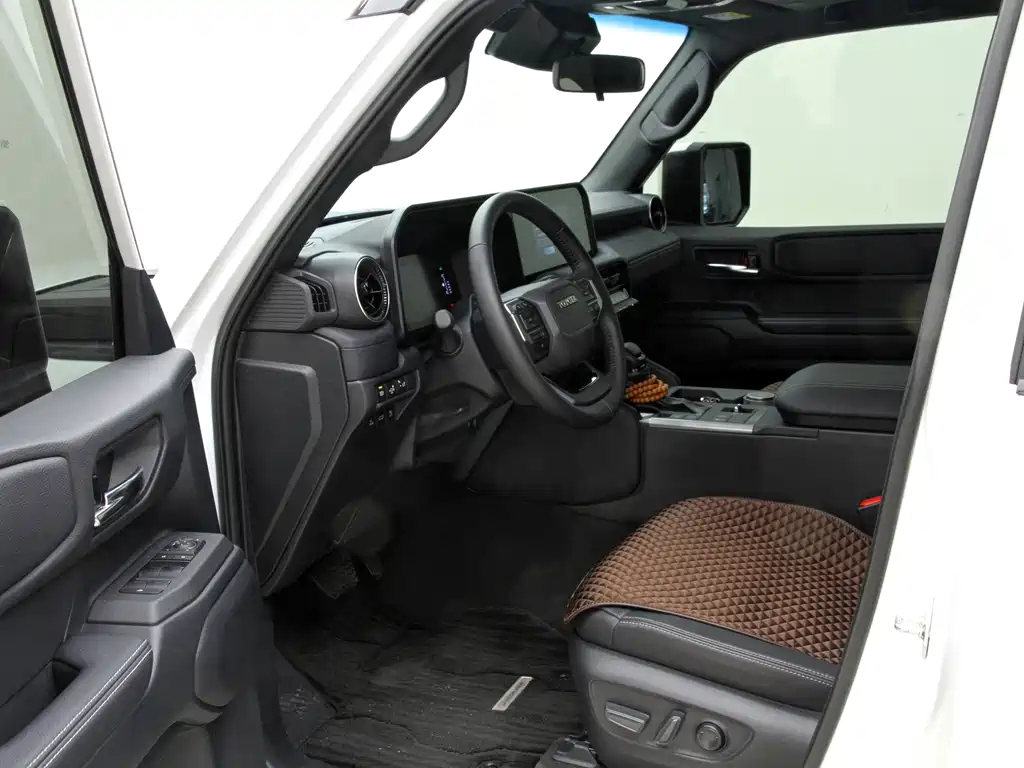 Toyota Prado — миниатюра 4