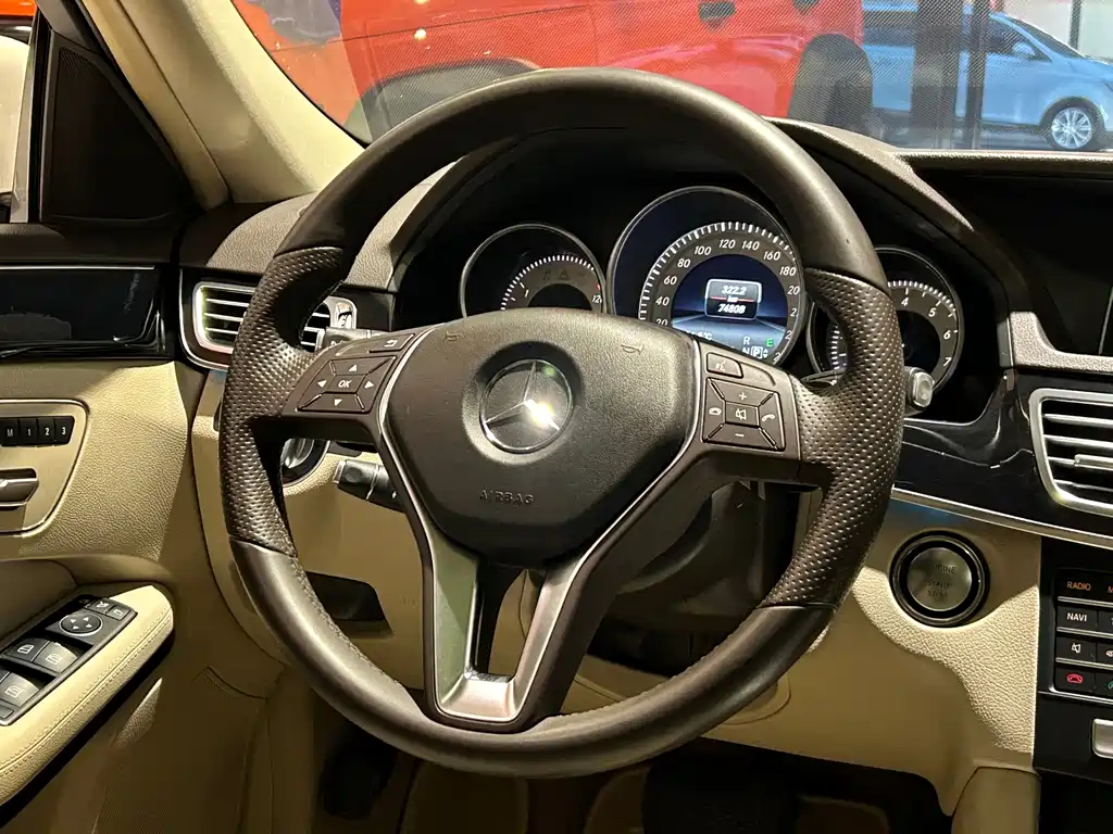 Mercedes-Benz E-Class — миниатюра 22