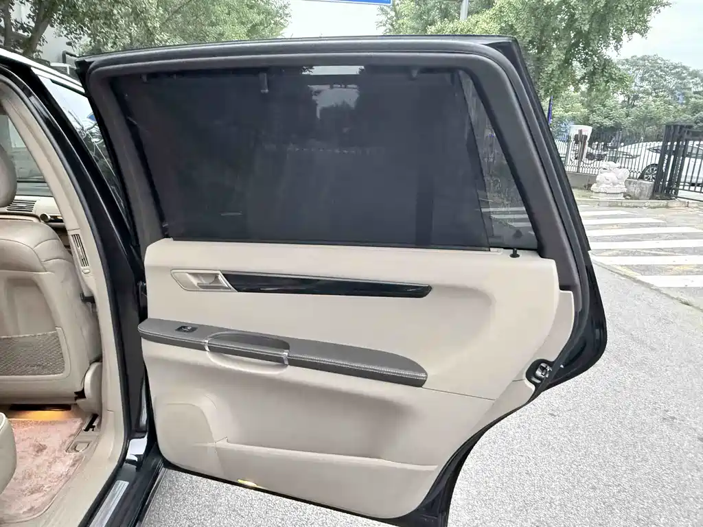 Mercedes-Benz R-Class — миниатюра 18