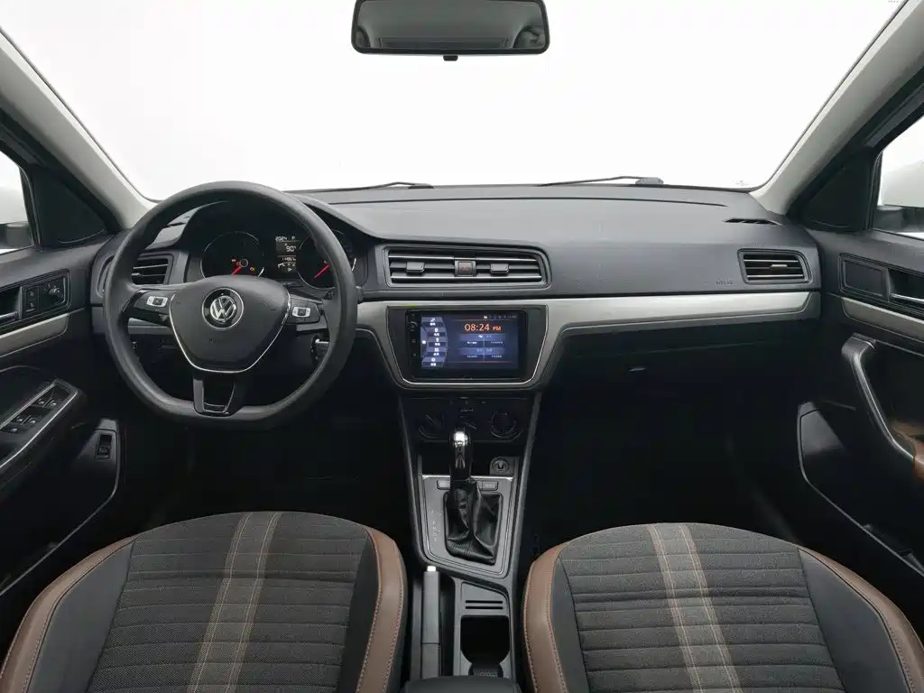 Volkswagen Lavida — миниатюра 5