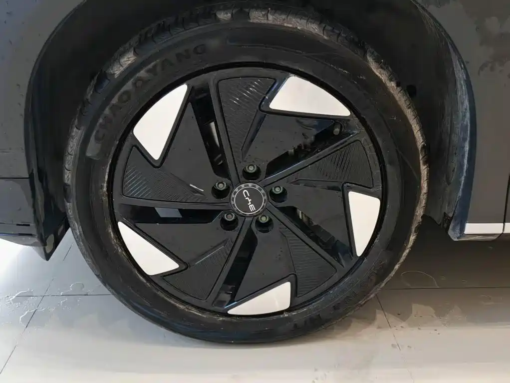 BYD Sealion 05 EV — миниатюра 14
