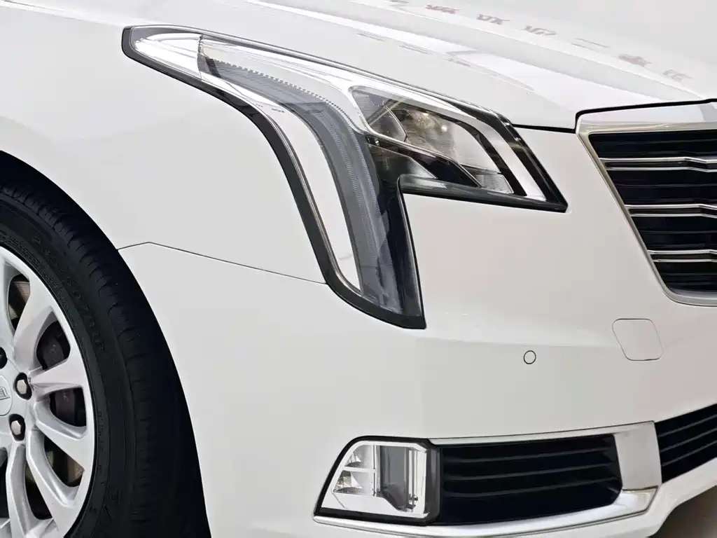 Cadillac XTS — миниатюра 4