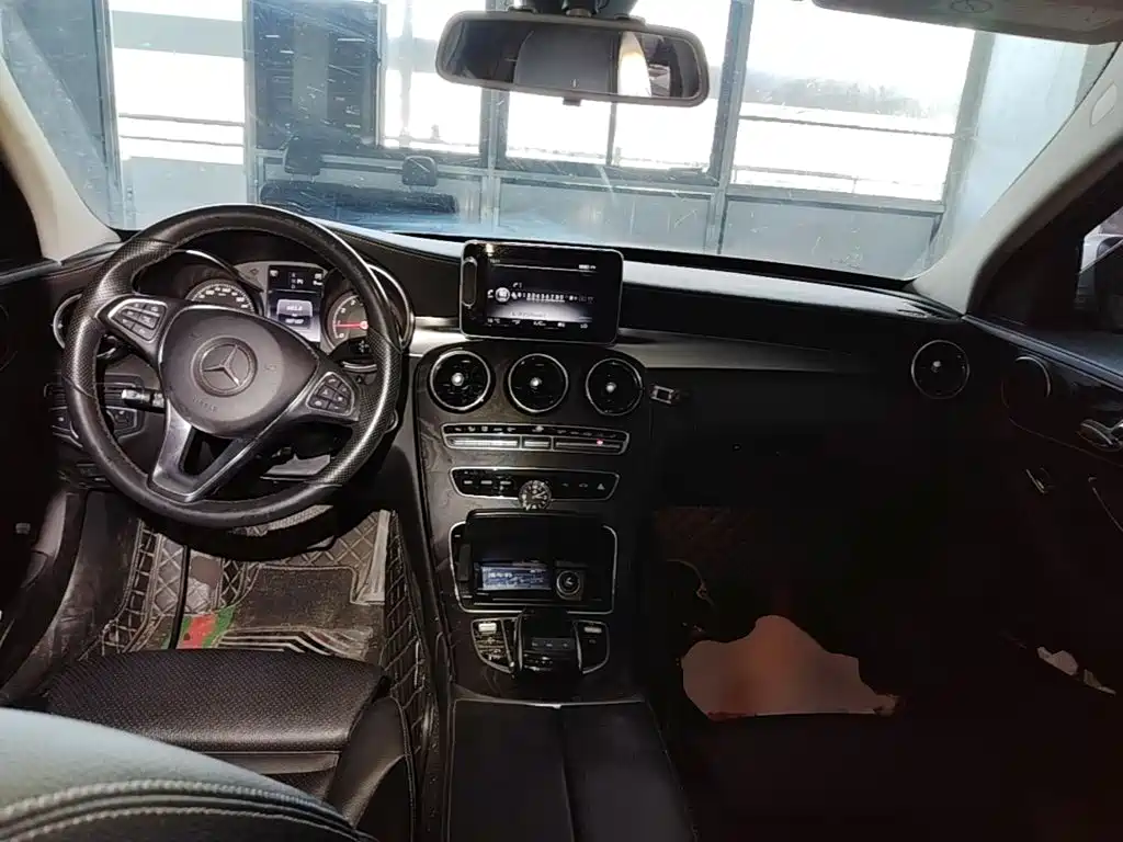 Mercedes-Benz C-Class — миниатюра 10