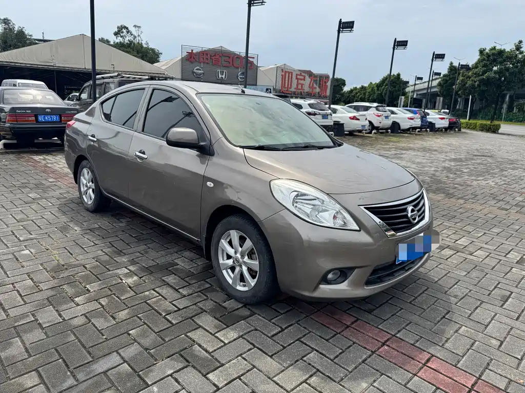 Nissan Sunny — миниатюра 3