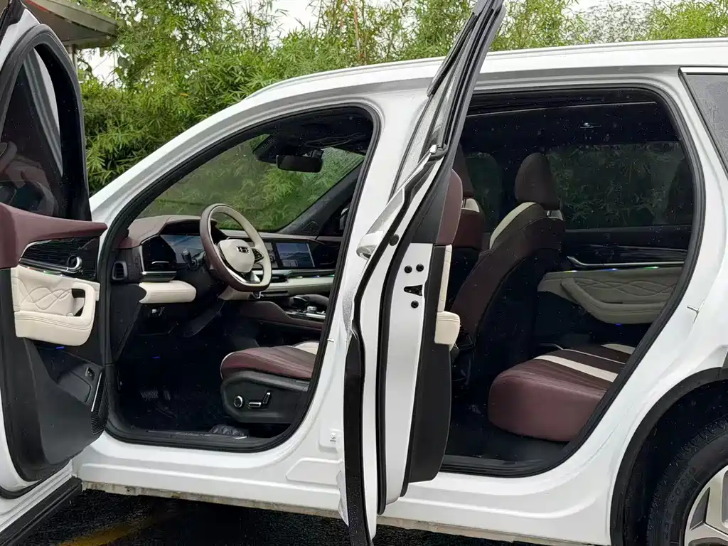 Geely Xingyue L — миниатюра 12