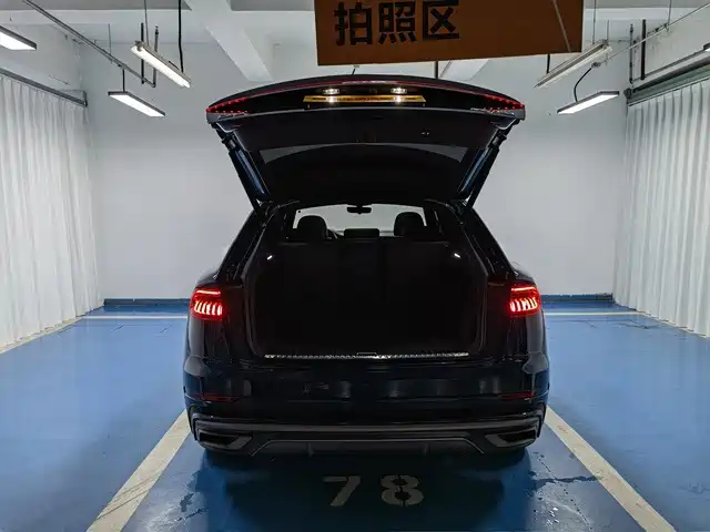 Audi Q8 — миниатюра 14