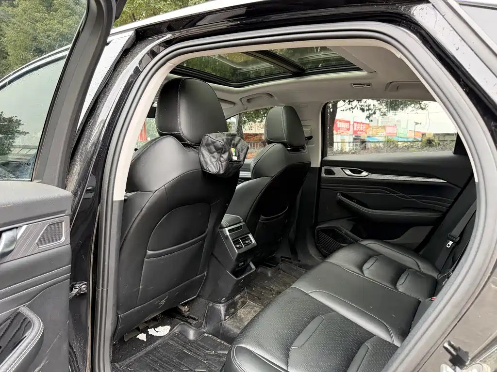 GEELY AUTOMOBILE XINGRUI