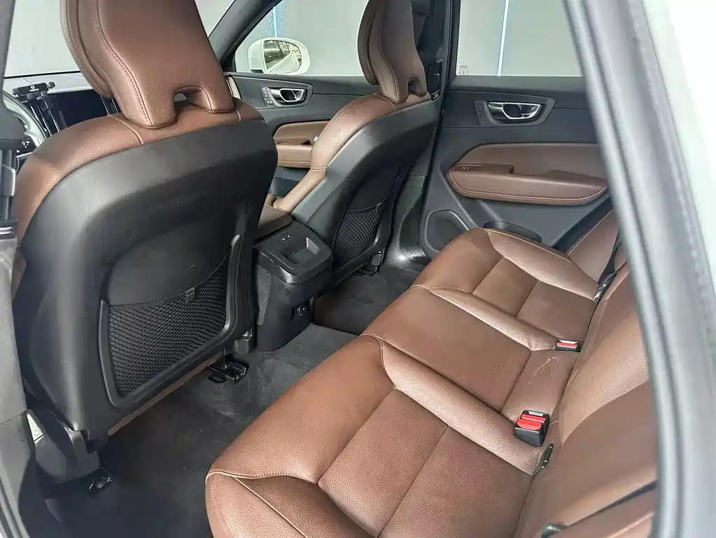 Volvo XC60 2021 T5 Luxury