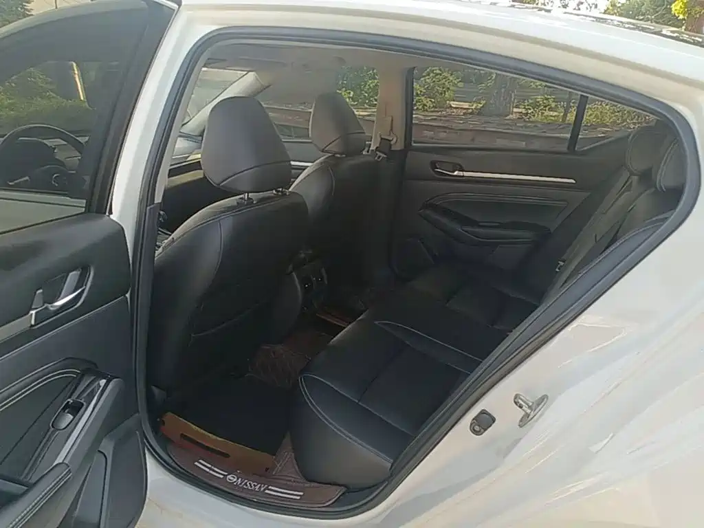 Nissan Teana — миниатюра 17