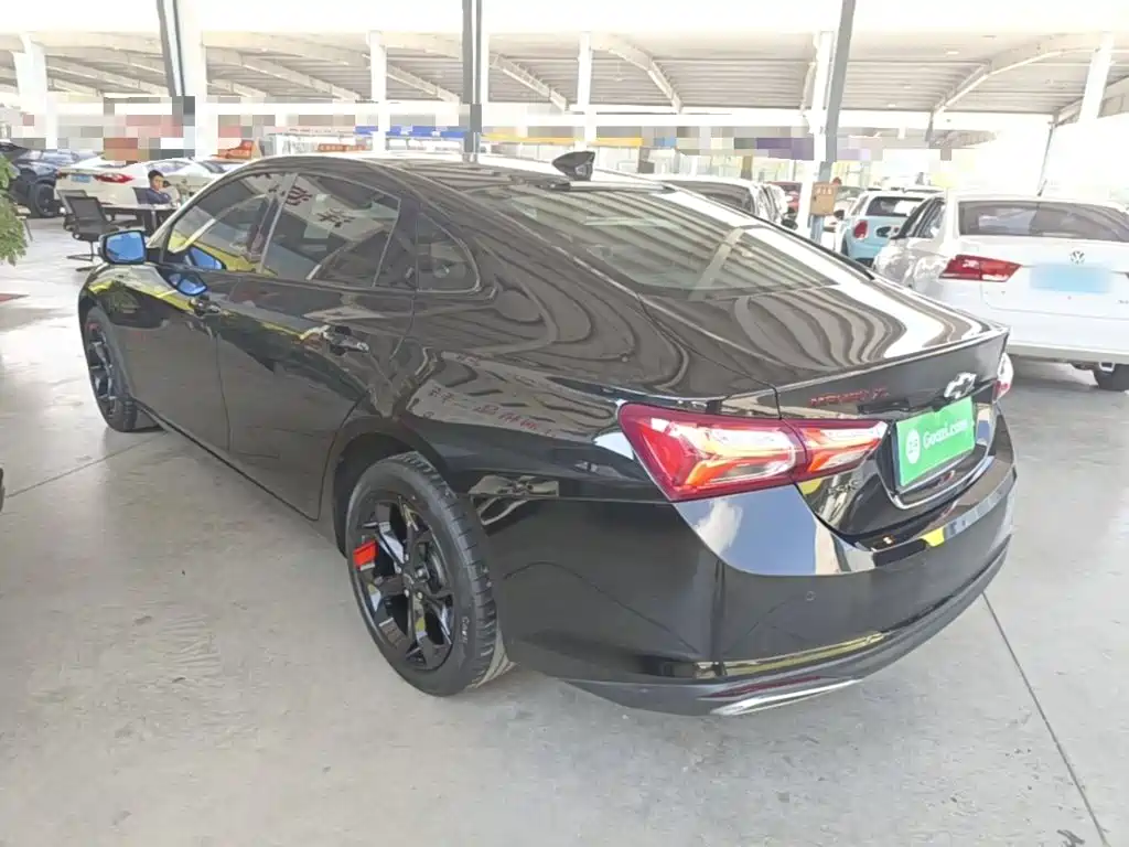 Chevrolet Malibu XL — миниатюра 5