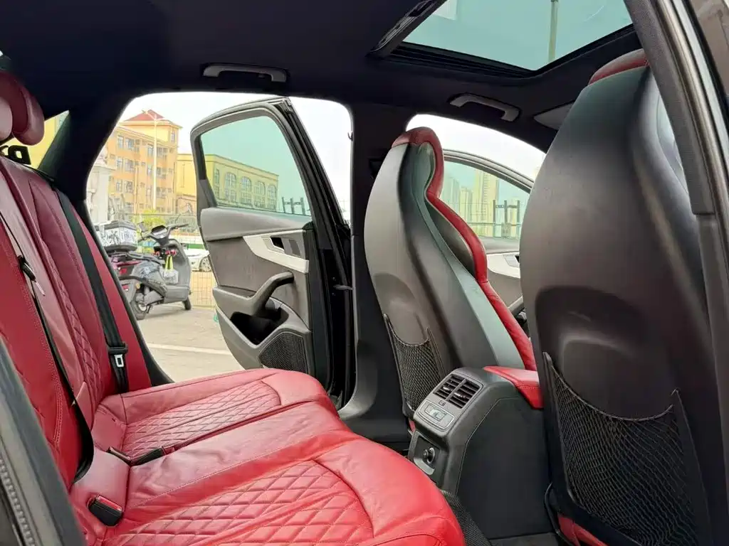 Audi S4 — миниатюра 6