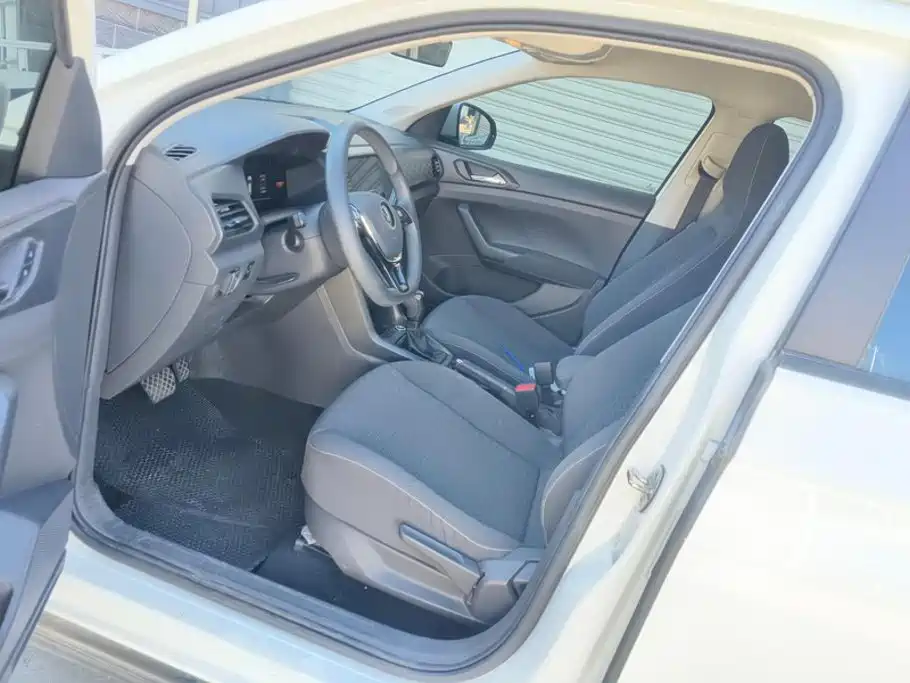 Volkswagen T-Cross — миниатюра 9