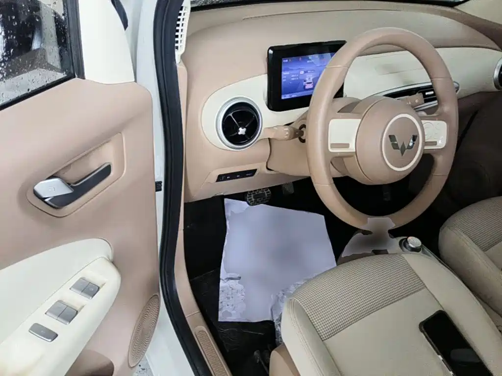 Wuling MINIEV — миниатюра 16