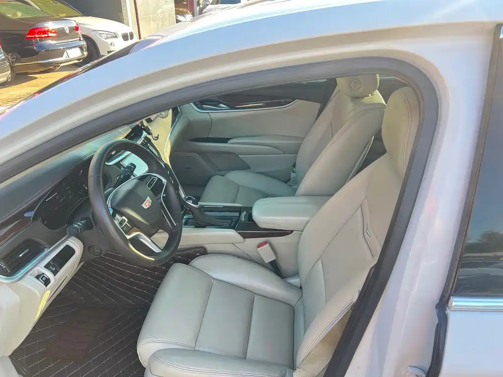 Cadillac XTS — миниатюра 11