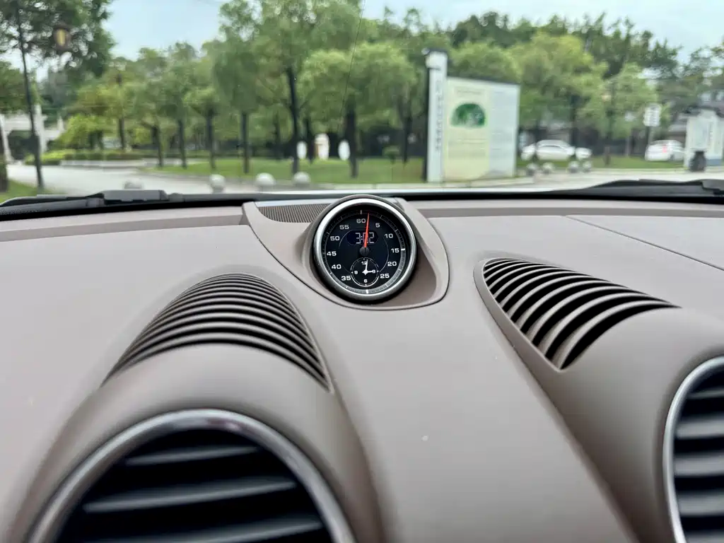 Porsche 718 — миниатюра 16