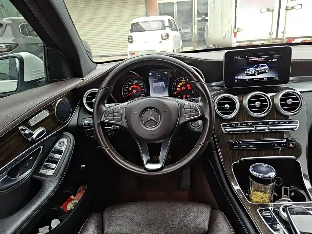 Mercedes-Benz GLC — миниатюра 6