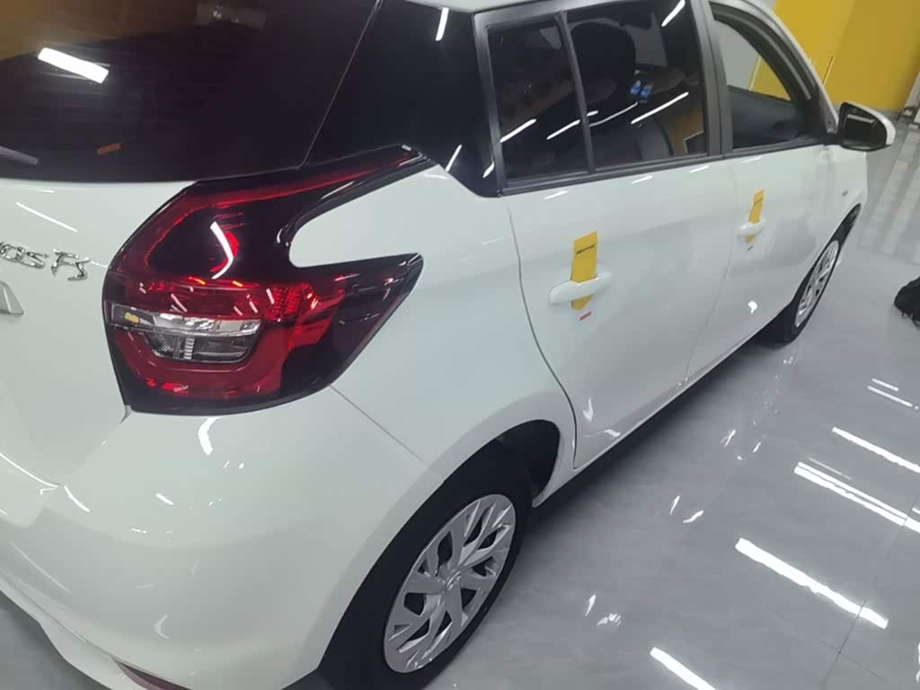 Toyota Vios FS 1.5 л 2021 г. Белый, пробег 31100 км