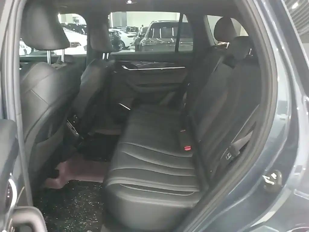 Geely Xingyue L — миниатюра 17