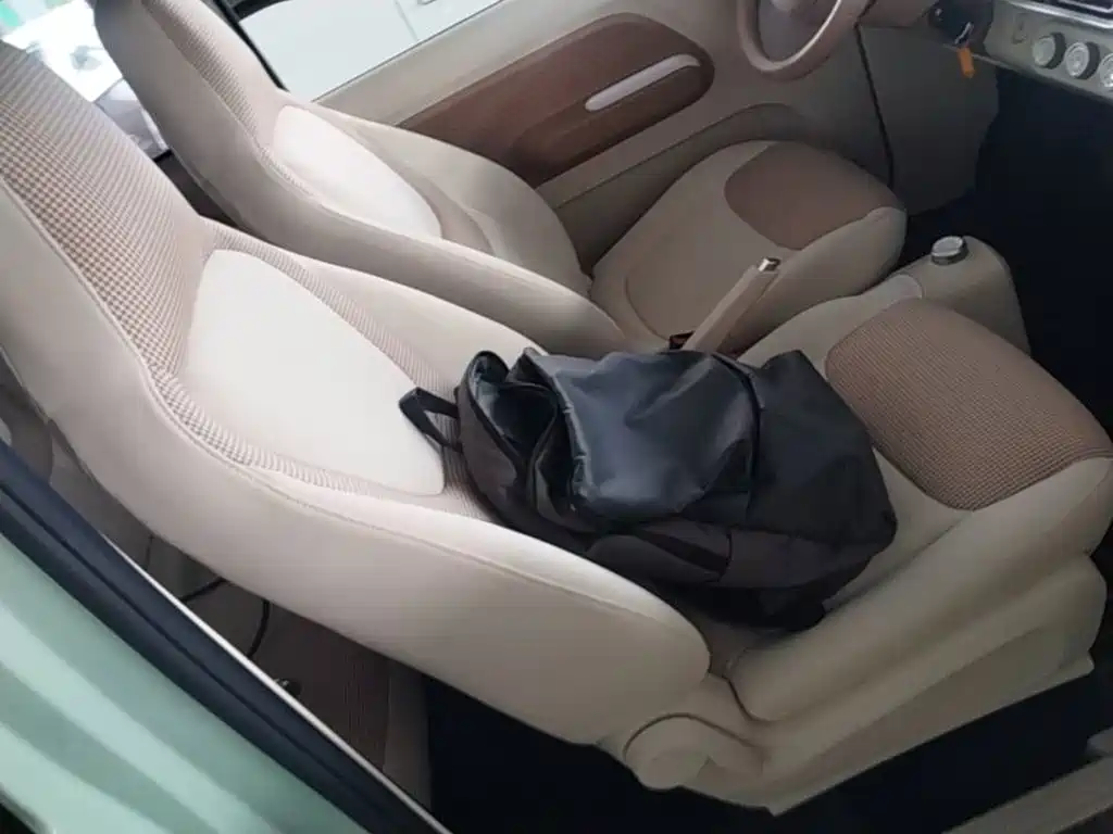 Wuling MINIEV — миниатюра 25