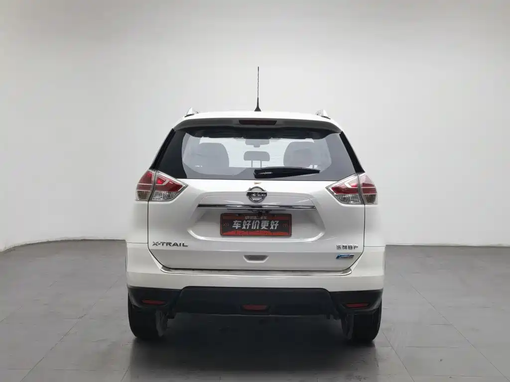 Nissan X-Trail — миниатюра 4