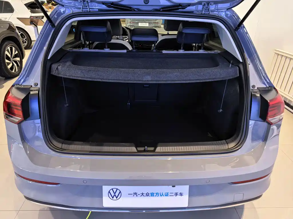 Volkswagen Golf — миниатюра 10