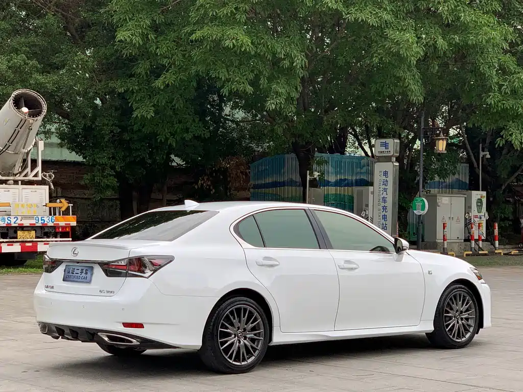 Lexus GS — миниатюра 16