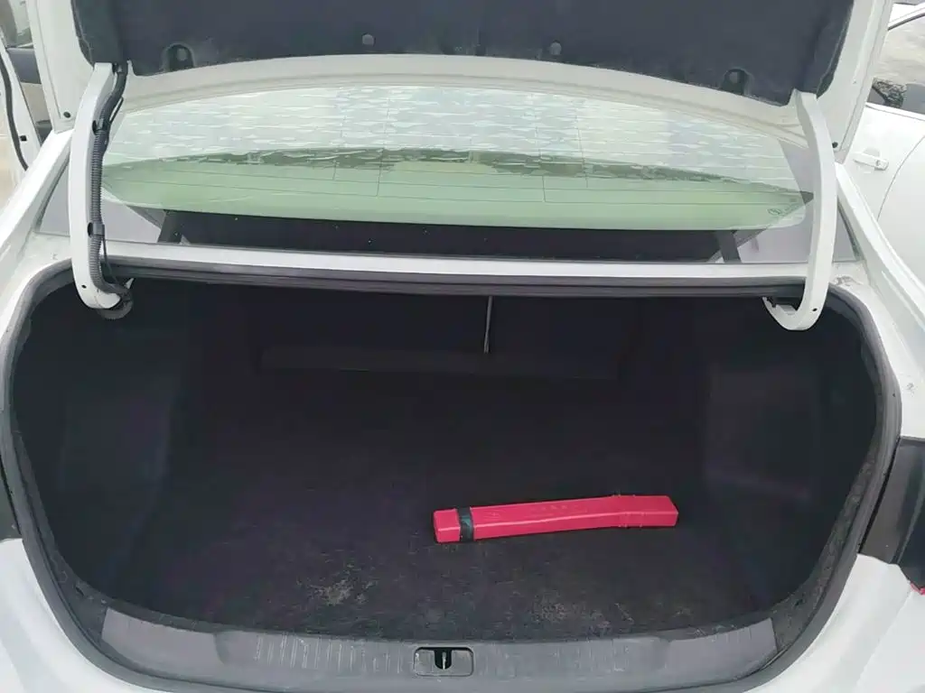 Buick Excelle — миниатюра 19