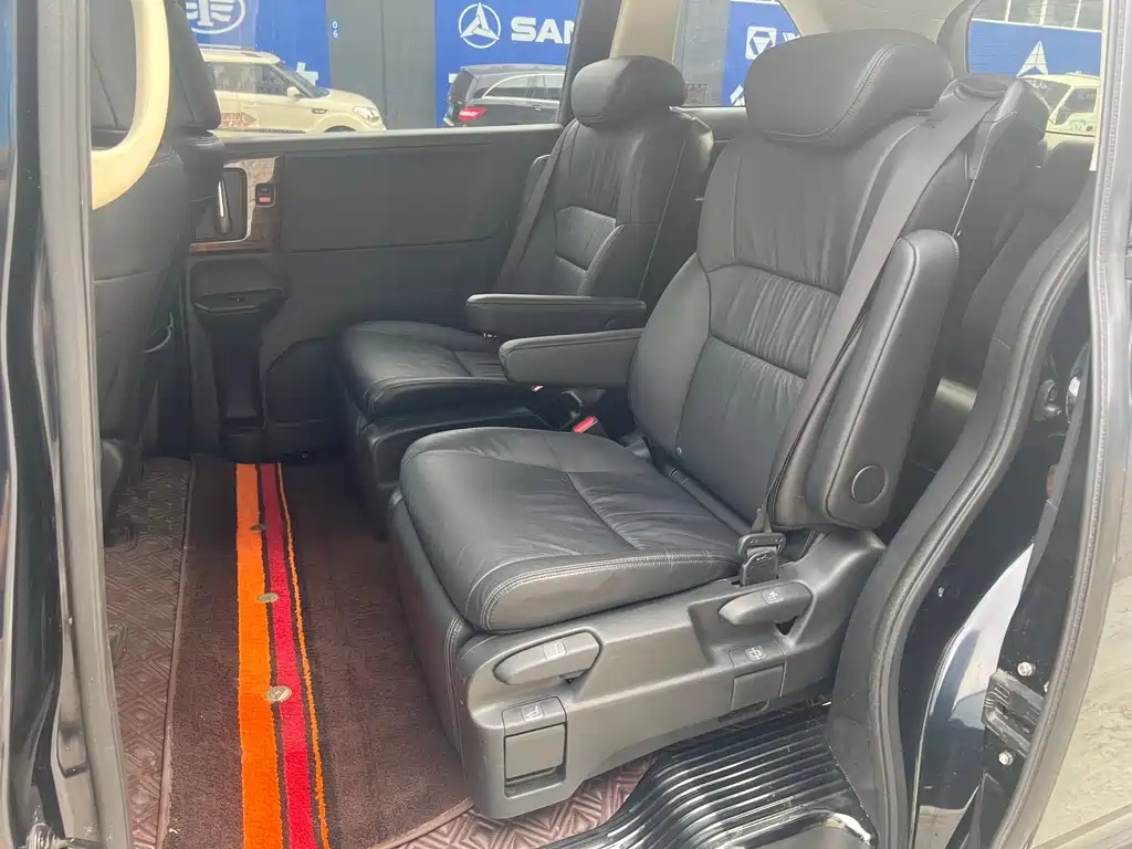 Honda Odyssey — миниатюра 6