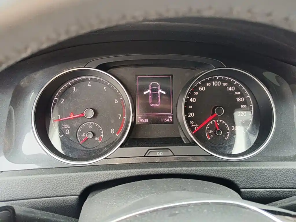 Volkswagen Golf — миниатюра 12