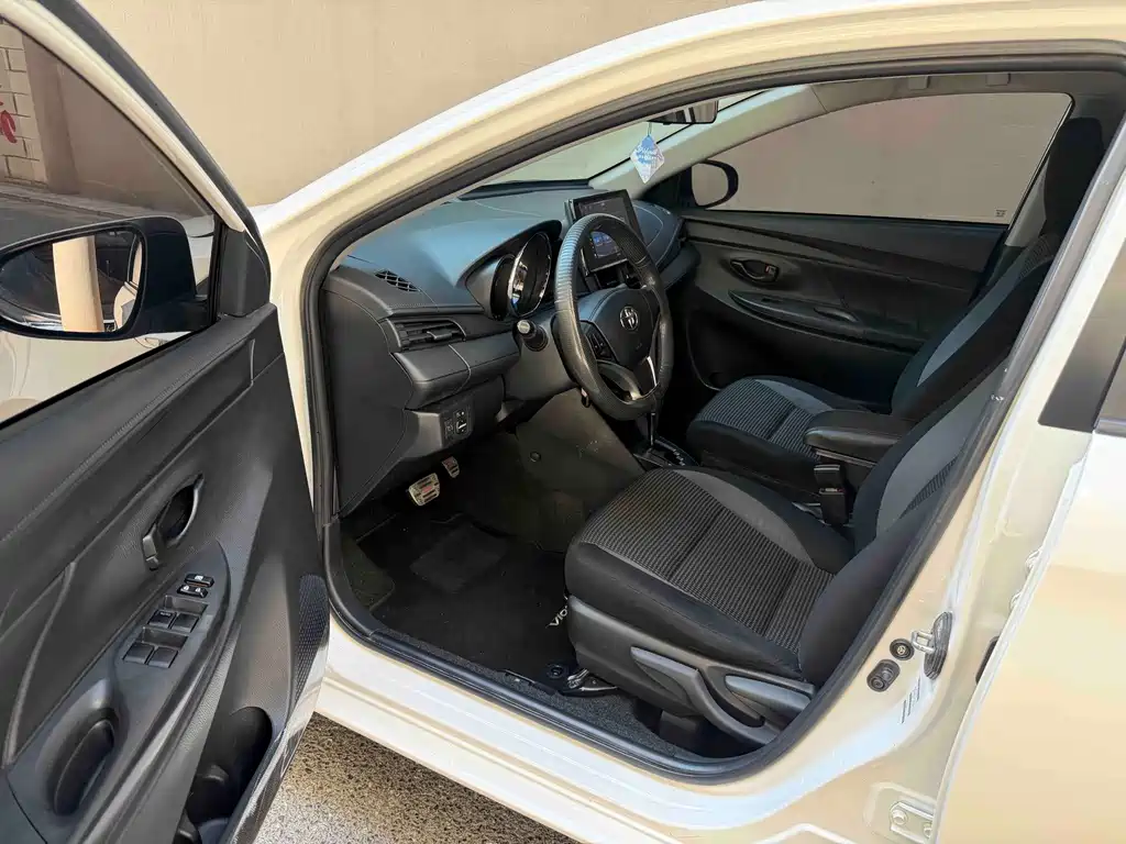 Toyota Vios — миниатюра 7