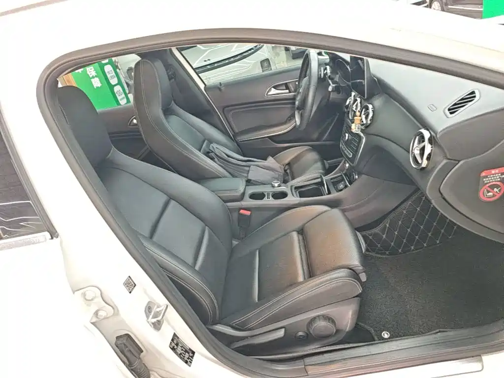 Mercedes-Benz GLA — миниатюра 25