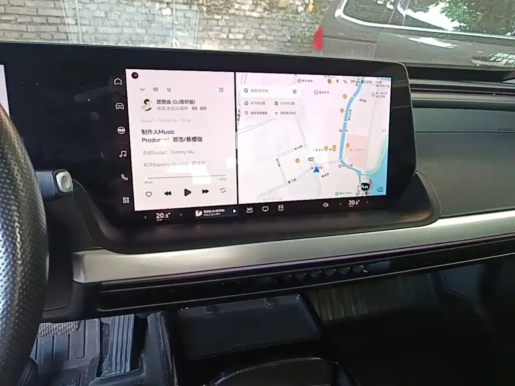 XPeng P7 — миниатюра 13