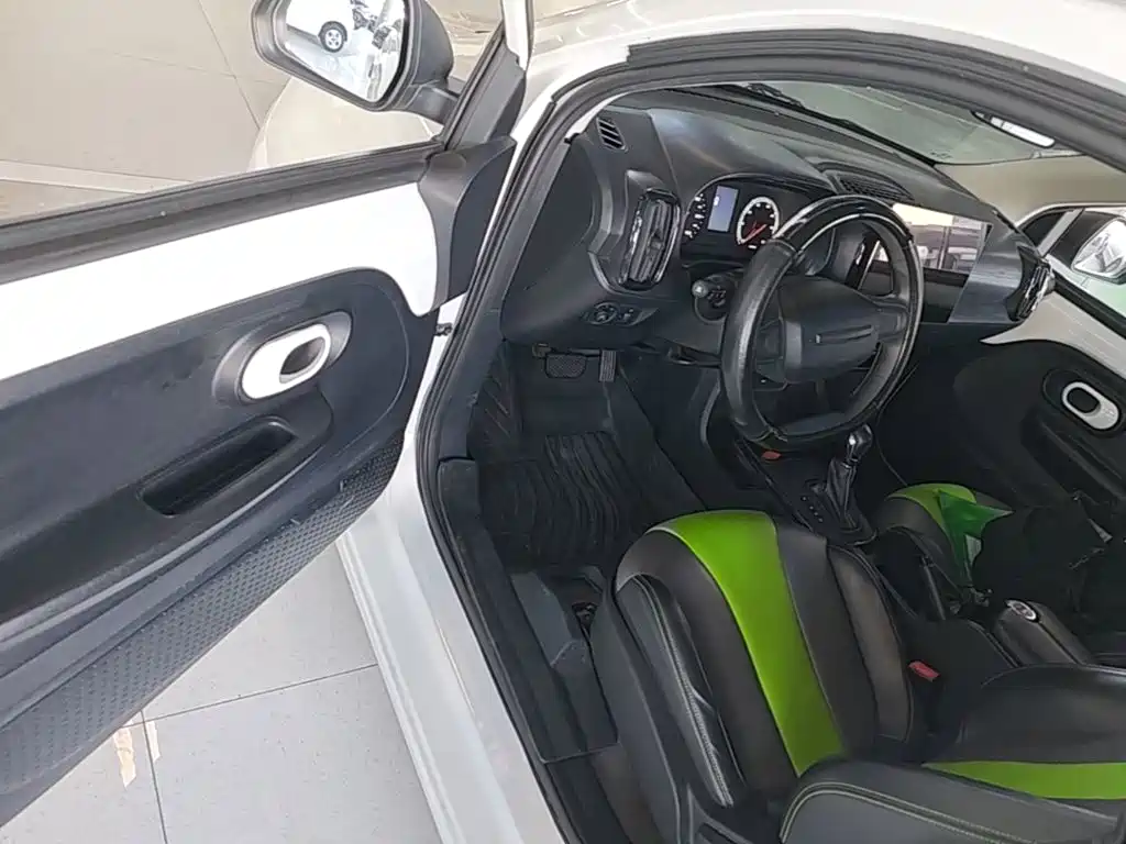 Roewe Clever — миниатюра 16