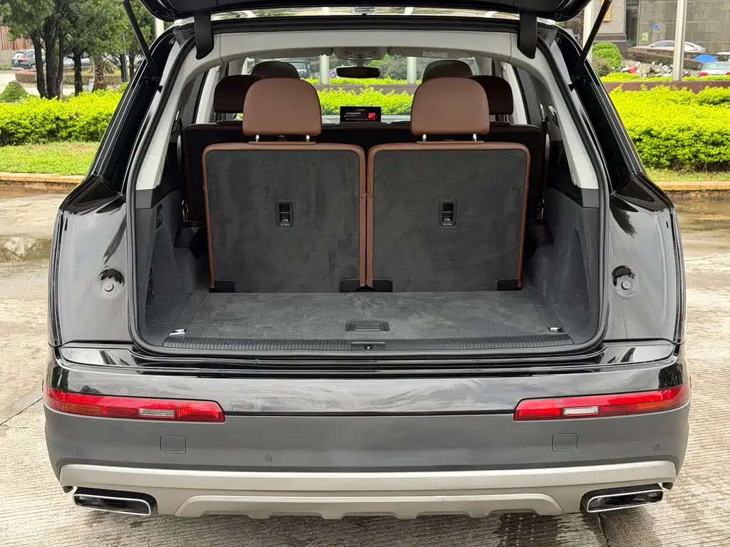 Audi Q7 — миниатюра 21