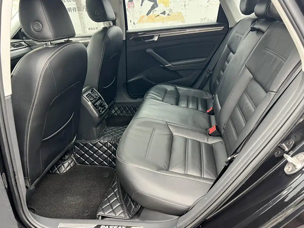 Volkswagen Passat — миниатюра 11