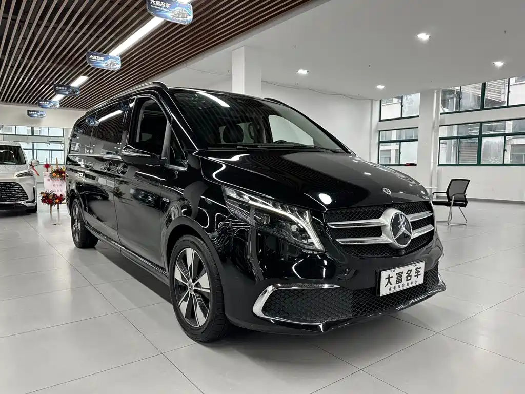Mercedes-Benz V-Class