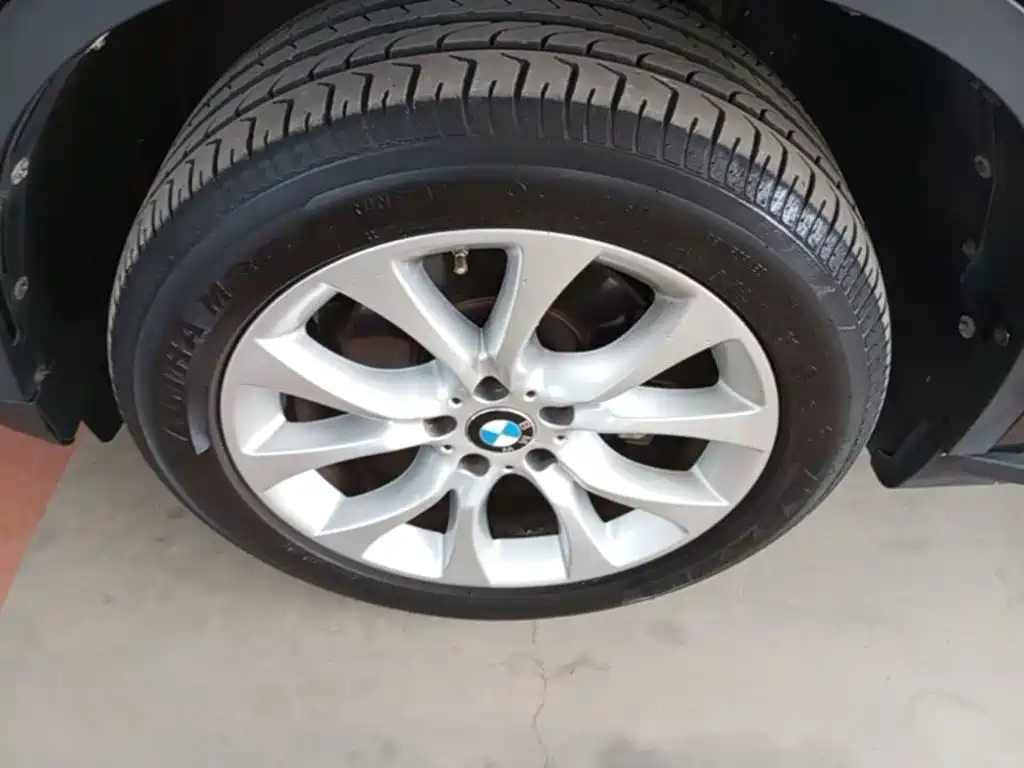 BMW X5 (Import) — миниатюра 23