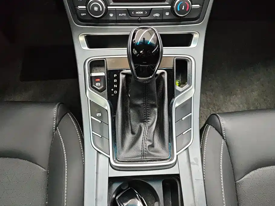 Geely Emgrand — миниатюра 16