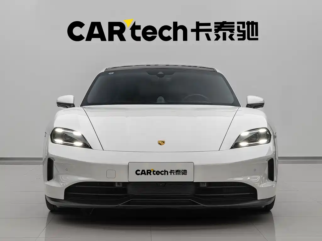 Porsche Taycan — миниатюра 3