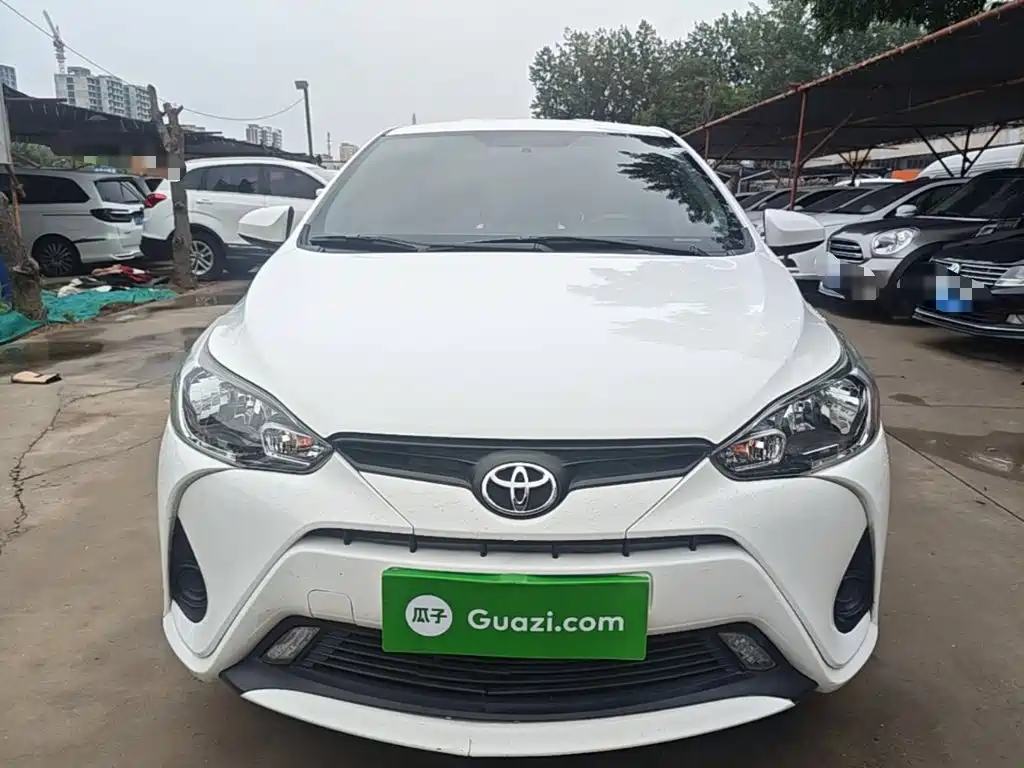 Toyota Yaris L — миниатюра 3