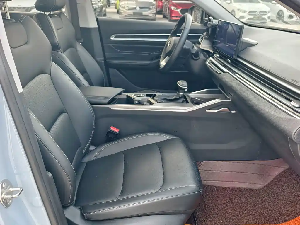 Geely Emgrand — миниатюра 8